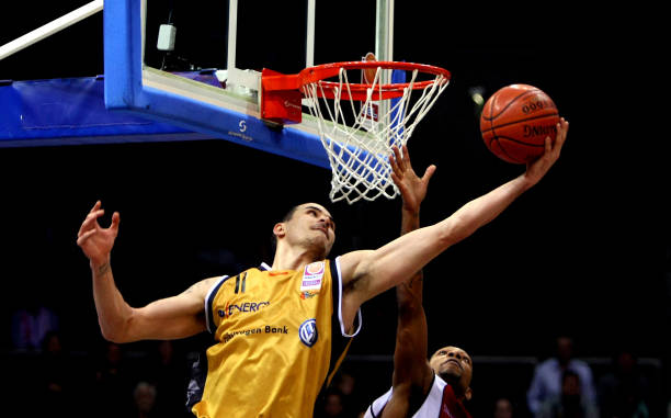 顶住对手的 顶住对手的