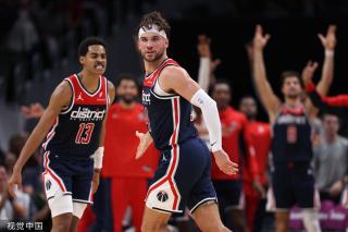 人们对冰球 人们对冰球