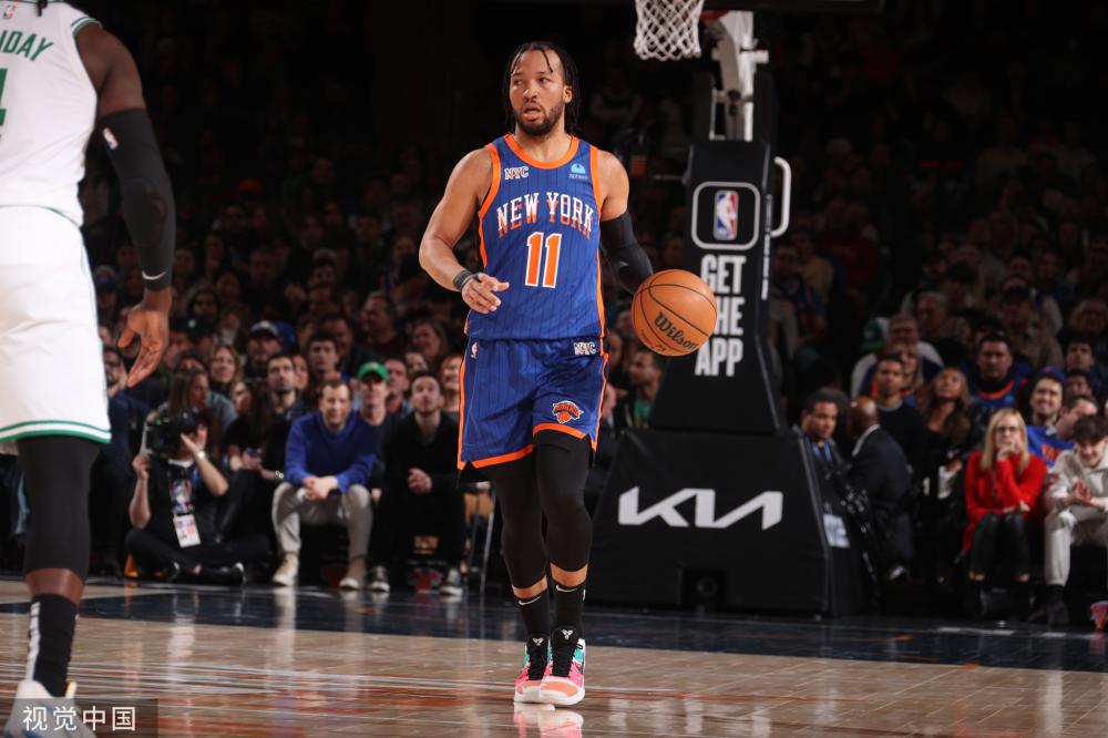 中距离跳投 中距离跳投