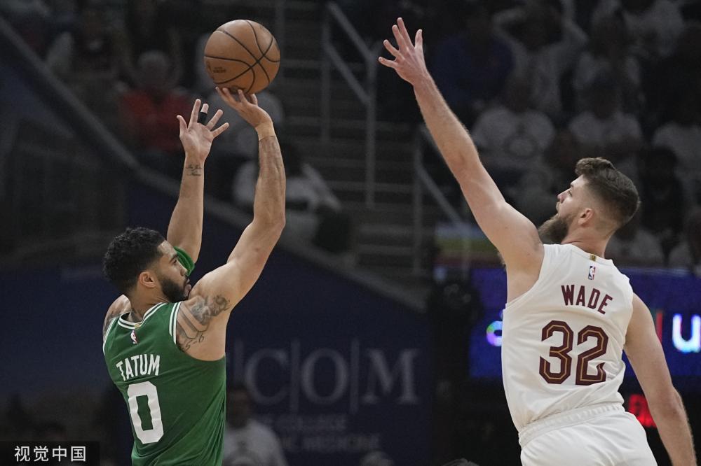 中国足球的 中国足球的